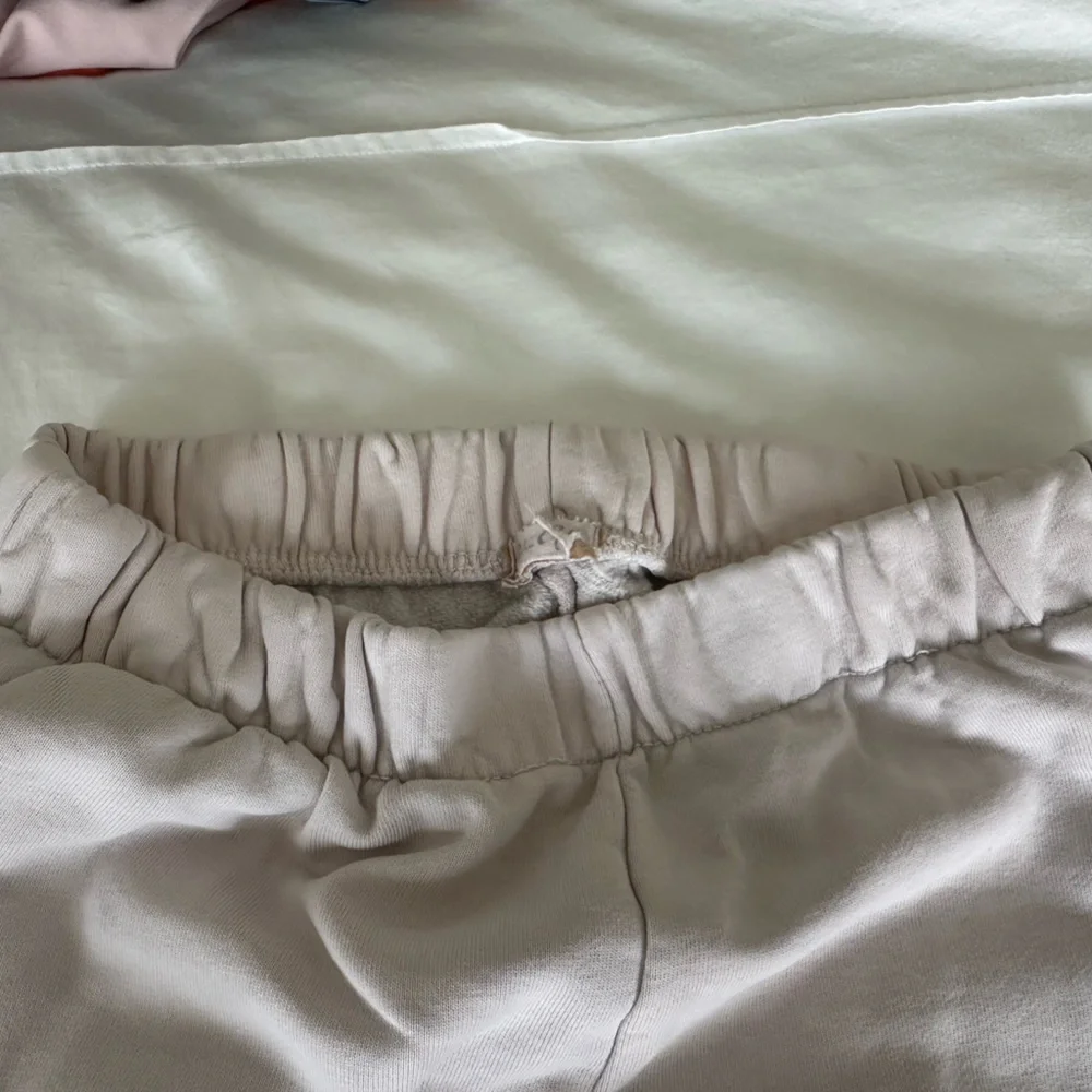 John Galt (Brandy Melville) Sweatpants - Picture 2 of 4